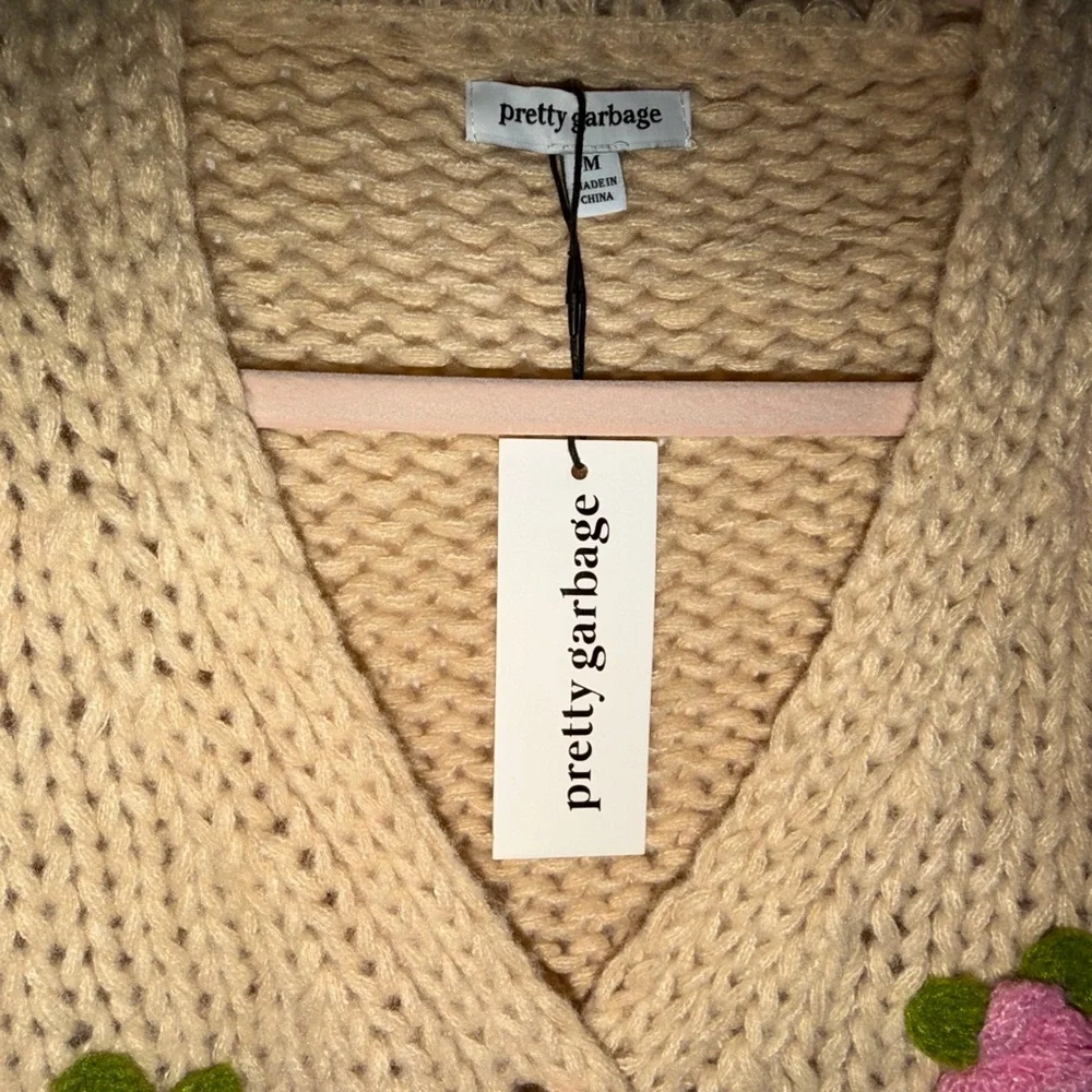 Pretty garden Chunky Knit Cardigan M NWT - Picture 3 of 5